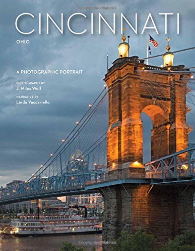 Cover of Cincinnati, OH: A Photographic Portrait